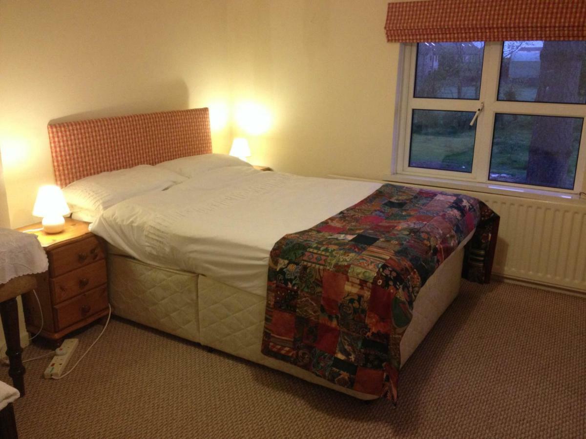 Lisieux House On Lough Neagh Bed & Breakfast Aghalee Екстериор снимка